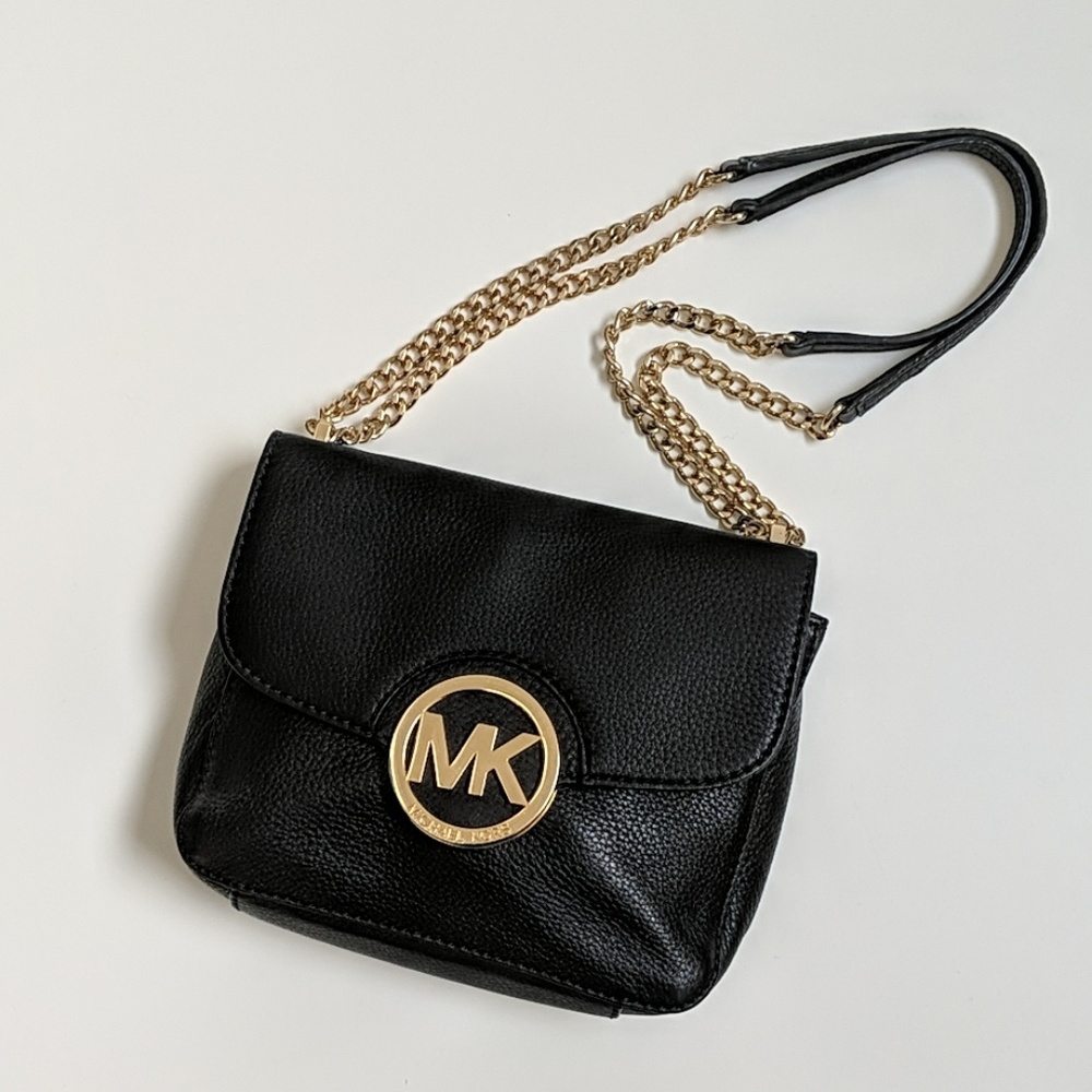 Authentic Michael Kors black&gold crossbody